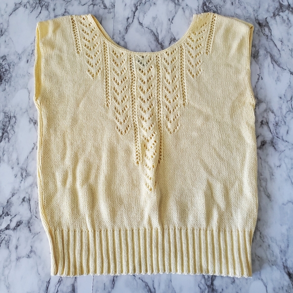 Vintage Yellow Summer Sweater - Picture 6 of 10